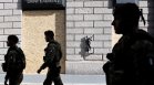 Италия изкара армията по площадите в осем града заради опасност от безредици