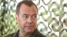 Дмитрий Медведев заплаши Полша с радиоактивна пепел