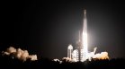 SpaceX постави рекорд: Капсулата "Дракон" стигна до МКС за под 8 часа
