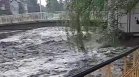 След потопа: Пътят към Батак остава затворен, продължава издирването на изчезналия мъж (+ВИДЕО)
