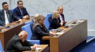 Парламентът пренареди Изборния кодекс: Машини срещу хартия и край на район "Чужбина" (ВИДЕО)