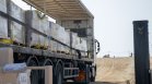 Камиони с хуманитарна помощ от Египет започнаха да влизат в Ивицата Газа