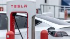 Мъск уволни почти целия екип, отговарящ за производството на зарядни за Tesla