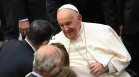 Папа Франциск осъди фабриките за оръжия: Печалбата от смъртта е нещо ужасно