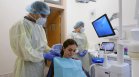 Огромен недостиг на зъболекари във Великобритания, хората прибягват до шокиращи мерки