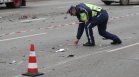 Две деца загинаха при жесток удар край Мездра, след като БМВ помете скутер