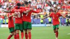 Португалия е на 1/8-финал след класика срещу Турция, селфита с Роналдо прекъснаха мача