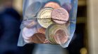 Пакети с български евромонети вече продават и в пощите