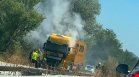 ТИР се запали преди Враца и блокира движението