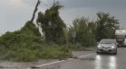 Отнесени коли и селища без ток - буря вилня в Северна България