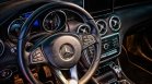 Mercedes: Екраните в автомобилите не ги правят луксозни