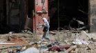 Ударите по Иран: Най-малко 50 загинали, а хиляди останаха без вода