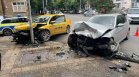 Тежка катастрофа между такси и лек автомобил в Стара Загора