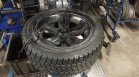 Експерт: Не сменяйте още зимните с летни гуми, температурите оказват влияние на каучука