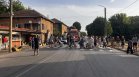 Жители на Караисен блокираха пътя София - Варна, решават проблема с водата