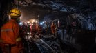Повече от 80 миньори загинаха след взрив в мина в Северен Китай
