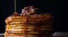 Рецепта за пухкави палачинки с шоколадови парченца