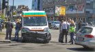 Тежка катастрофа между кола и линейка блокира бул. "България" в София
