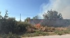 Пожарът край Дъбрава стигна до къщи, шест постройки са засегнати