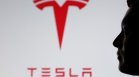 Tesla обвинена в манипулация: Безопасни ли са наистина колите ѝ без шофьор?
