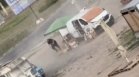 "Светът трябва да види": Зеленски обвини Русия във военно престъпление след атака с дрон срещу цивилен в Херсон