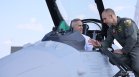 Гюров посети авиобаза Граф Игнатиево преди 6 май (+СНИМКИ)