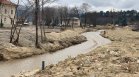 5 месеца след потопа в Каравелово и Богдан хората живеят в страх, реката влачи наноси