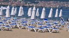 По-високи ли са цените на чадърите и шезлонгите по Черноморието спрямо други години? 