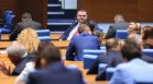 Първото заседание на 51-ия парламент продължава рекордните 18 дни