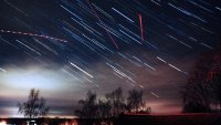 Драконидите прорязват небето с до 10 метеора на час през октомври