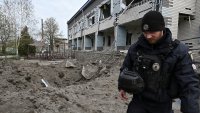 Експлозии в Одеса и затворени руски летища преди великденското примирие