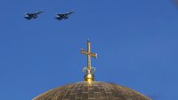 Военни самолети прелетяха над София преди 6 май