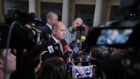 Радев пред депутатите: Превърнаха договора с "Боташ" в политически инструмент