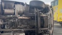 Челен сблъсък между два ТИР-а затвори пътя Русе - София край Петревене