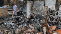 След огнената стихия във Франция - снаряди, руини и разрушени домове (СНИМКИ)
