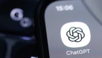 Надпреварата в AI сектора: Бизнесът масово бяга към евтини китайски модели