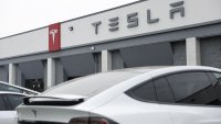 Как Tesla превърна AI в своята най-мощна машина за пари