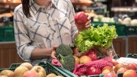 Овощарите у нас са изправени пред ниски изкупни цени и пренасищане на пазара