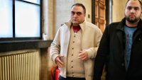 Назначиха за зам.-директор уволнения заради камери в тоалетните Александър Евтимов