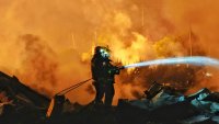 Най-малко 21 жертви при експлозия в завод в Китай