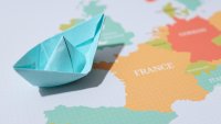 Франция алармира ЕС: Спрете бежанския поток към Англия