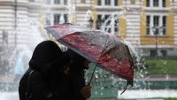 Прогноза за времето в петък: Валежи и гръмотевични бури