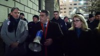 Масов протест в центъра на София: На площада са политици, актьори, работодатели... (СНИМКИ)