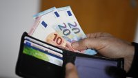 Жена завлече 25 души с кредити за 807 730 евро