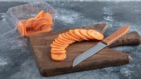 Рецепта за здравословен чипс от моркови без пържене