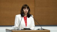 Бюджетът на ДОО мина на първо четене в НС, но разпали страстите в залата