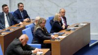 ГЕРБ и ДБ все още пазят в тайна кандидат-президентите си