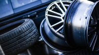Защо 45% от новите автомобили се продават без резервна гума