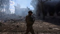 Няколко ранени при атака с дронове срещу жилищен блок в Севастопол