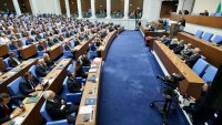 Депутатите гласуват бюджетите на ДОО и НЗОК на първо четене в зала